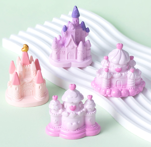 World <span class=keywords><strong>Village</strong></span> Mini casa juguetes de construcción para niños regalo de Navidad rosa púrpura Luna nube pastel forma resina Castillo miniatura dibujos animados - Product Image 1