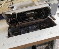 Jukis 8700 d'occasion Machine à coudre droite informatisée à une aiguille 8700B-7 Machine à coudre à point noué à entraînement direct