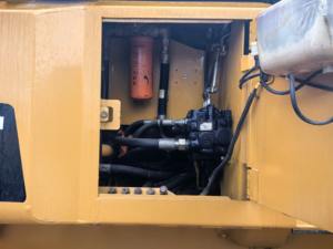 Chargeuse compacte d'occasion Cat D5K, qualité garantie, prix abordable, disponible à la vente immédiate - Product Image 6