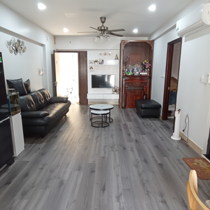 Suelos SPC, Suelos LVP, Tablones de Vinilo, Fabricados en Vietnam - Product Image 1