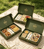 Boîte d'emballage alimentaire personnalisée avec insert amovible pour compartiments de dattes, baklava, chocolat, pâtisseries, noix, snacks, gâteaux, desserts