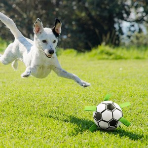 [Toprate] 32-Panel Genähter Interaktiver Haustierball, Ungiftiges PU, Nylonriemen, Glocke Innen, Leicht zu Reinigen, für Hunde und Katzen - Product Image 6