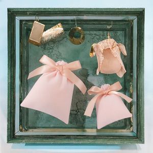 Sacs de rangement pour bijoux en velours noir de luxe 8*10cm, pochettes cadeaux en velours, logo personnalisable, recyclables, pour colliers - Product Image 3