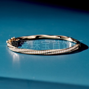 Bracciale in Argento 925 Placcato Oro con Pavé, Design <span class=keywords><strong>Baita</strong></span>, Gioielli Europei e Americani per Ragazze, Vendita all'Ingrosso - Product Image 3
