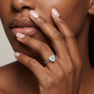 Superbe Bague Solitaire Cœur Classique avec Diamant de Laboratoire et Halo, 1,5 Carat, Certifiée IGI, en Argent Sterling 925, pour Mariage, Fête, Anniversaire - Product Image 5