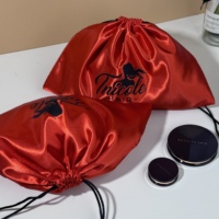 Sacs à cordon réutilisables en satin doux et luxueux, écologiques, avec impression sérigraphique de logo personnalisé pour le rangement de cadeaux, perruques et chaussures de danse