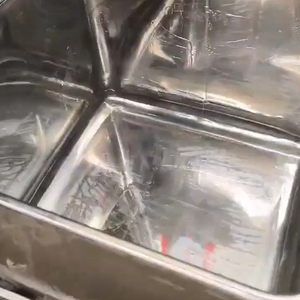 Laveuse de chariots <span class=keywords><strong>à</strong></span> viande haute performance, <span class=keywords><strong>machine</strong></span> de nettoyage de <span class=keywords><strong>bacs</strong></span> industriels, système de lavage en acier inoxydable - Product Image 4