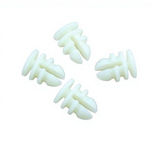 Pour Tesla : Fixations de clip de couvercle de collecte d'eau pour essuie-glace 109269600B en PP, installation facile, pour vitres de voiture - Product Image 4