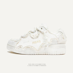 Custom-made low-top pink skate <b>shoes</b> for <b>women</b>, fashionable height-increasing and anti-<b>slip</b> thick-soled sports <b>shoes</b> - Product Image 3