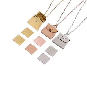 Colgante de sobre único en acero inoxidable PVD en blanco <span class=keywords><strong>para</strong></span> grabado láser, joyería personalizada, regalo de aniversario - Product Image 1