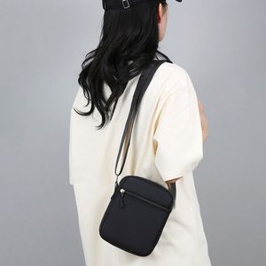 Borsa a <span class=keywords><strong>tracolla</strong></span> portatile alla moda all'ingrosso con cerniera, marsupio da uomo e donna, borsa a <span class=keywords><strong>tracolla</strong></span> da viaggio, <span class=keywords><strong>custodia</strong></span> per <span class=keywords><strong>cellulare</strong></span> a <span class=keywords><strong>tracolla</strong></span> - Product Image 4