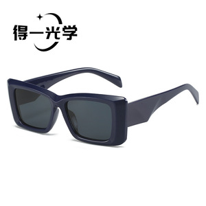 Square Frame <b>Sunglasses</b> Black UV400 Women Fashionable Sun Protection - Product Image 2