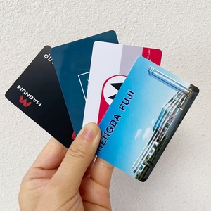 Thẻ tín dụng Kích thước Carte phòng tập thể dục PVC VIP thẻ khách hàng với mã vạch giá rẻ không tiếp xúc RFID thẻ hội viên - Product Image 3