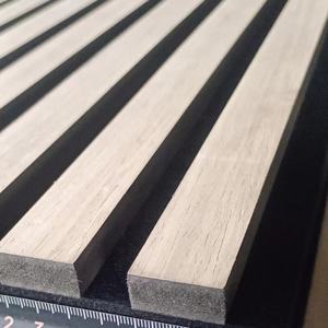 Paneles de pared de listones a prueba de sonido para Decoración de casa, 2440x600x22mm, <span class=keywords><strong>madera</strong></span> de <span class=keywords><strong>roble</strong></span> nogal gris <span class=keywords><strong>claro</strong></span> para sala de estar e Interior de Hotel - Product Image 4