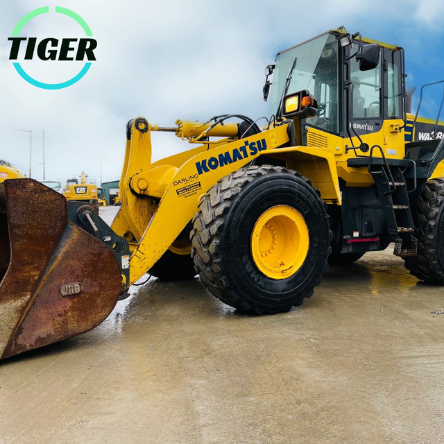 Used Komatsu WA380-6 Wheel Loader Front Loader with Core Components Engine Motor Gearbox Pump
