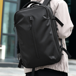 <span class=keywords><strong>Zaino</strong></span> <span class=keywords><strong>Uomo</strong></span> <span class=keywords><strong>Impermeabile</strong></span> per Laptop con Lucchetto a Combinazione, Borsa Rimovibile Sottovuoto a Compressione e Airbag da Viaggio - Product Image 6