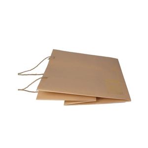 Sacs en papier kraft personnalisés de qualité supérieure avec estampage à chaud, emballage cadeau de luxe écologique, personnalisation du logo et de la taille - Product Image 3