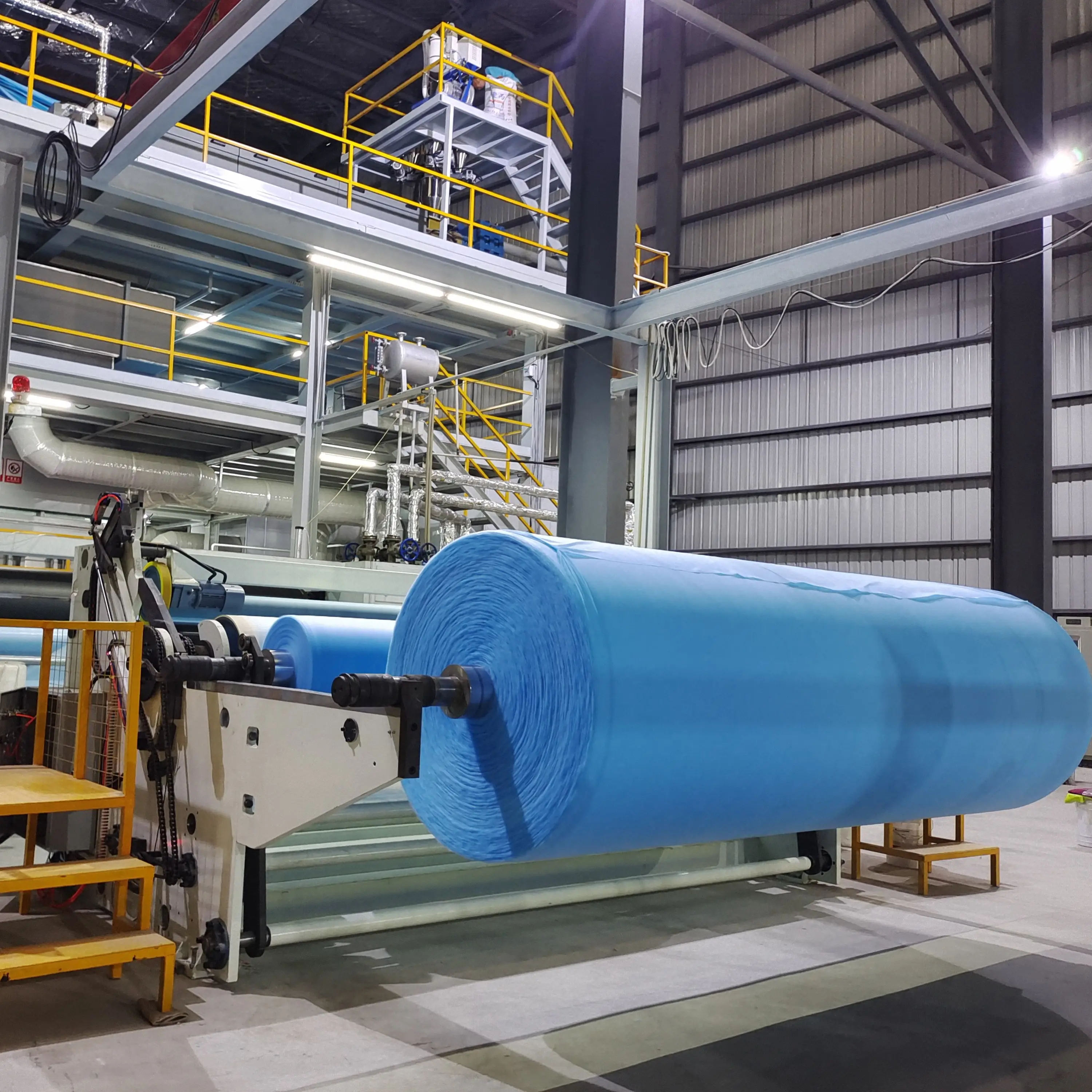 Zuverlässige Produktions linien für Vliesstoffe Maschinen zur Herstellung von Vliesstoffen Spinning Spunbond Melt blown Production System