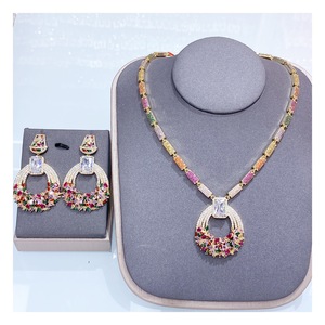 TIANSHE Juego de Anillo, Collar y Pendientes de Lujo con Incrustaciones de Circonio para Europa y América, <span class=keywords><strong>Accesorios</strong></span> de Alta Gama para Vestidos de Fiesta y Boda - Product Image 2
