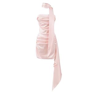 Vestido Halter de Encaje de Alta Calidad con Cintura Plisada y Falda Corta Ajustada de Color Sólido - Product Image 2