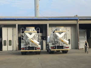 Fournisseur supérieur de <span class=keywords><strong>camion</strong></span> de mélangeur concret de la Chine avec le <span class=keywords><strong>prix</strong></span> direct d'usine et la <span class=keywords><strong>livraison</strong></span> rapide - Product Image 3