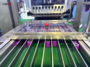 Ống nghiệm lắp ráp dòng Pet máu ống ép phun thiết bị công nghệ đơn vị - Product Image 5