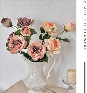 Ramo <span class=keywords><strong>de</strong></span> Flores Artificiales <span class=keywords><strong>de</strong></span> Seda, Estilo Retro, Lujo, 3 Cabezas, Pintura al Óleo, para Decoración del Hogar en Navidad y Halloween - Product Image 6