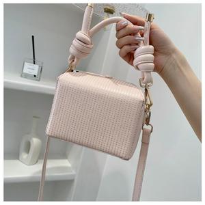 Sac carré tendance pour célébrités en ligne avec nouvelle ligne verticale effet <span class=keywords><strong>tatouage</strong></span>, sac à main et sac à bandoulière mode transfrontalière - Product Image 5