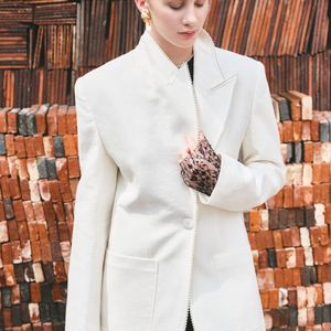 Blazer de mujer Whiteant de manga larga de corte recto contemporáneo de VN de alta calidad de Jacquard arena de un solo pecho - Product Image 6