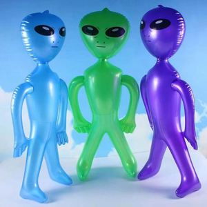 Muñeco Alienígena Inflable Verde con Ojos Grandes para Niños, Compañero de Sueños Espaciales - Product Image 2