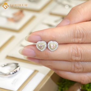 Pendientes de Oro Blanco de 14k con Diamante Cultivado en Laboratorio, Corte Corazón, 2.7g, Unisex, Regalo - Consulte con Nosotros sobre Diamantes Blancos - Product Image 3