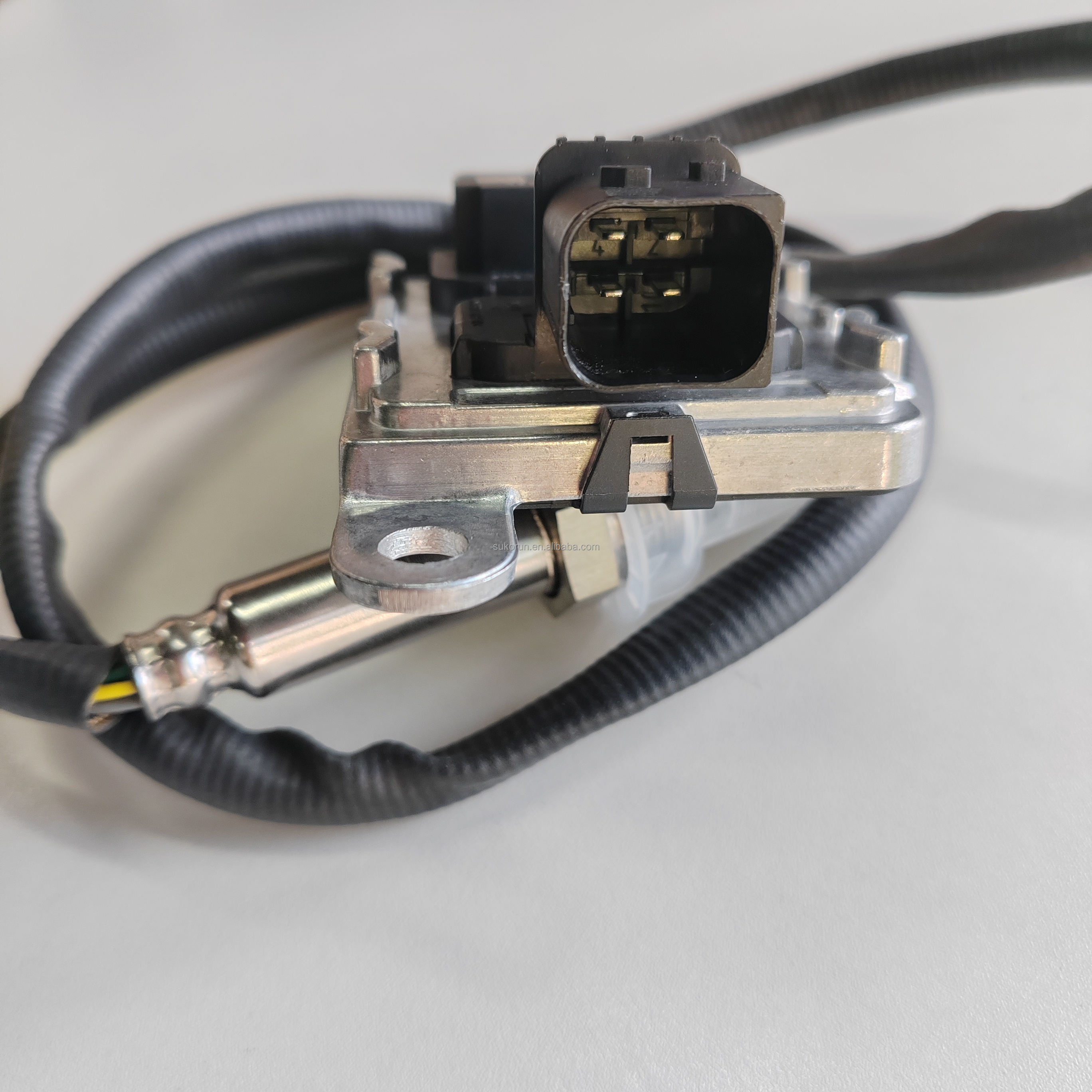 ピオヌンナル 4326871 Nitrogen Oxide Sensor - Reliable Performance for Cummins