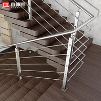 Escalier moderne au design nouveau, haut de gamme, en bois et métal, avec rampe en tube d'acier inoxydable personnalisée, sûr et durable, pour intérieur et extérieur
