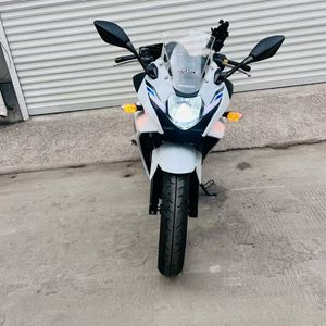 Motocyclette à essence d'occasion <span class=keywords><strong>Suzuki</strong></span> GSX250 - Bicylindre, refroidissement par eau, injection électronique de carburant, 250cc - Product Image 6