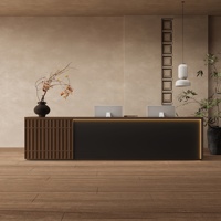 Comptoir de magasin en bois massif, écologique, moderne, simple, petit, moyen, bureau d'accueil, café, réception