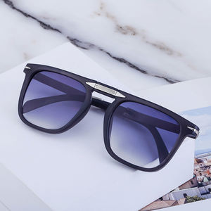 Partagas Venta al por mayor Retro Diseñador Logotipo personalizado Cuadrado Plegable UV400 Protección Sombras <span class=keywords><strong>Gafas</strong></span> de sol <span class=keywords><strong>Gafas</strong></span> de Sol <span class=keywords><strong>para</strong></span> hombres - Product Image 3