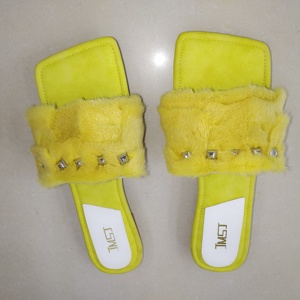 2023 diapositive di pelliccia per le donne pantofole di pelliccia di <span class=keywords><strong>visone</strong></span> all'ingrosso pantofole estive personalizzate con zeppa - Product Image 5