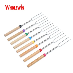 Nhà máy chuyên nghiệp Telescopic BBQ ngã ba Marshmallow rang Gậy smoes gậy vớ<span class=keywords><strong>i</strong></span> tay cầm bằng gỗ 31 đến 81cm - Product Image 5