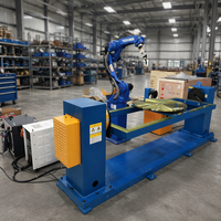 Robot de soudage intelligent à 6 axes avec PLC et boîte de vitesses, bras robotique robuste pour l'application de soudage de pièces en usine