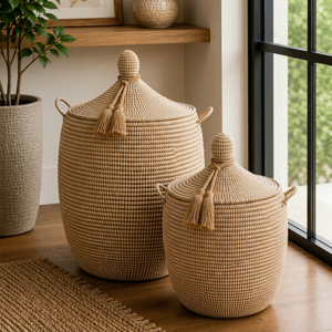 Panier de rangement multifonctionnel écologique en jonc de mer tressé beige avec couvercle, en coton et lin, pour salon et salle de bain - Product Image 1
