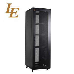 Gabinete de Servidor para Centro de Datos de 19 Pulgadas y 40U con Puerta Frontal Ventilada, Protección IP20, Capacidad de Carga Estática de 800 kg, en Stock - Product Image 3