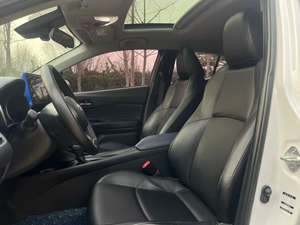 รถยนต์<span class=keywords><strong>โต</strong></span><span class=keywords><strong>โย</strong></span><span class=keywords><strong>ต้า</strong></span> <span class=keywords><strong>C</strong></span>-<span class=keywords><strong>HR</strong></span> ปี <span class=keywords><strong>2021</strong></span> รุ่น 2.0L Comfort ปี 2023 มือสอง สภาพดี ไมล์น้อย - Product Image 6