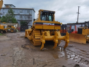 รถดันดินตีนตะขาบ Caterpillar CAT D8R มือสอง คุณภาพผ่านการคัดกรองอย่างเข้มงวด ประสิทธิภาพเสถียร เหมาะสำหรับงานก่อสร้างและเหมืองแร่ ขาย - Product Image 5