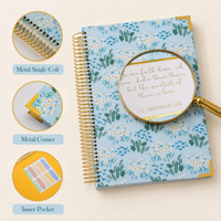 Journal de prière religieux anglais personnalisé avec couverture en papier A5 à motif floral marguerite, dorure à chaud et coins métalliques