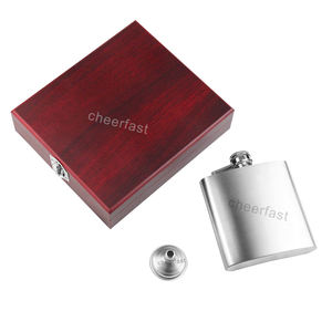 Cheerfast Fabricant Flacon De Hanche Gravure En Acier Inoxydable De Qualité Alimentaire Flacon De Hanche Personnalisation Flacon De Hanche Plat Étanche - Product Image 3