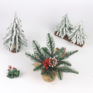 Nuevos Diseños al por Mayor, Árbol de Navidad Decorado de PVC Verde para Mesa, Mini Árbol de Navidad de Nueva Tendencia - Product Image 3