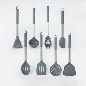 Pour <span class=keywords><strong>Amazon</strong></span> ensemble d'<span class=keywords><strong>ustensiles</strong></span> de cuisine spatule en Silicone résistant à la chaleur avec manche en bois batteur à oeufs cuillère à soupe outils de cuisson et de pâtisserie - Product Image 5