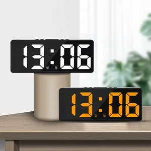 Horloge numérique de bureau/de chevet à LED en ABS, double fonction, avec calendrier, pour bureau et chambre à coucher - Product Image 2