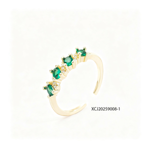 Anillo de Bisutería de Latón Chapado en Oro, Aleación de Cobre, Zirconia Verde, Anillos de Joyería de Moda para Mujer, Oro Laminado, Venta al <span class=keywords><strong>por</strong></span> <span class=keywords><strong>Mayor</strong></span> - Product Image 3