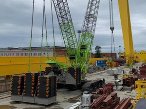 Grue sur chenilles ZCC550H de 55 tonnes avec boîte de vitesses de flèche, roulement, moteur et composants essentiels pour les levages lourds - Product Image 3